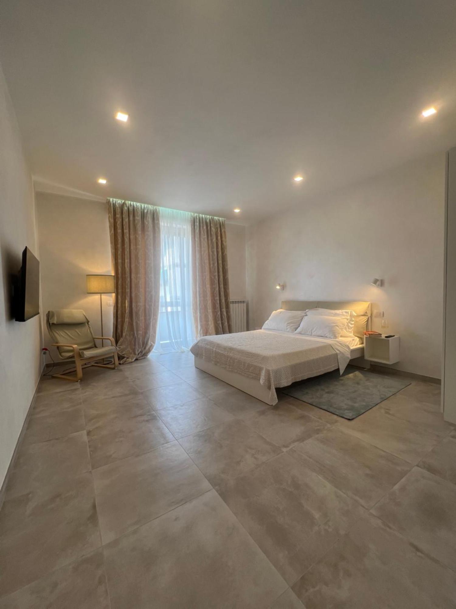 Rifready Apartment Vicino A Aou Careggi, Meyer, Polo Unifi ฟลอเรนซ์ ภายนอก รูปภาพ